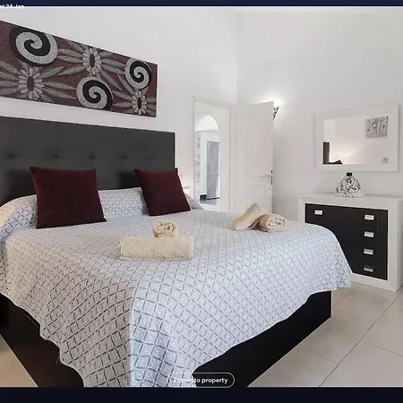 Malpas Luxury 3 Bedroom, 3 Bathroom * San Miguel de Abona