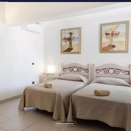 Malpas Luxury 3 Bedroom, 3 Bathroom